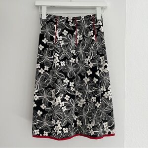 B.I.Y.A.Y.C.D.A Black & White Floral Print Skirt Red Trim Medium